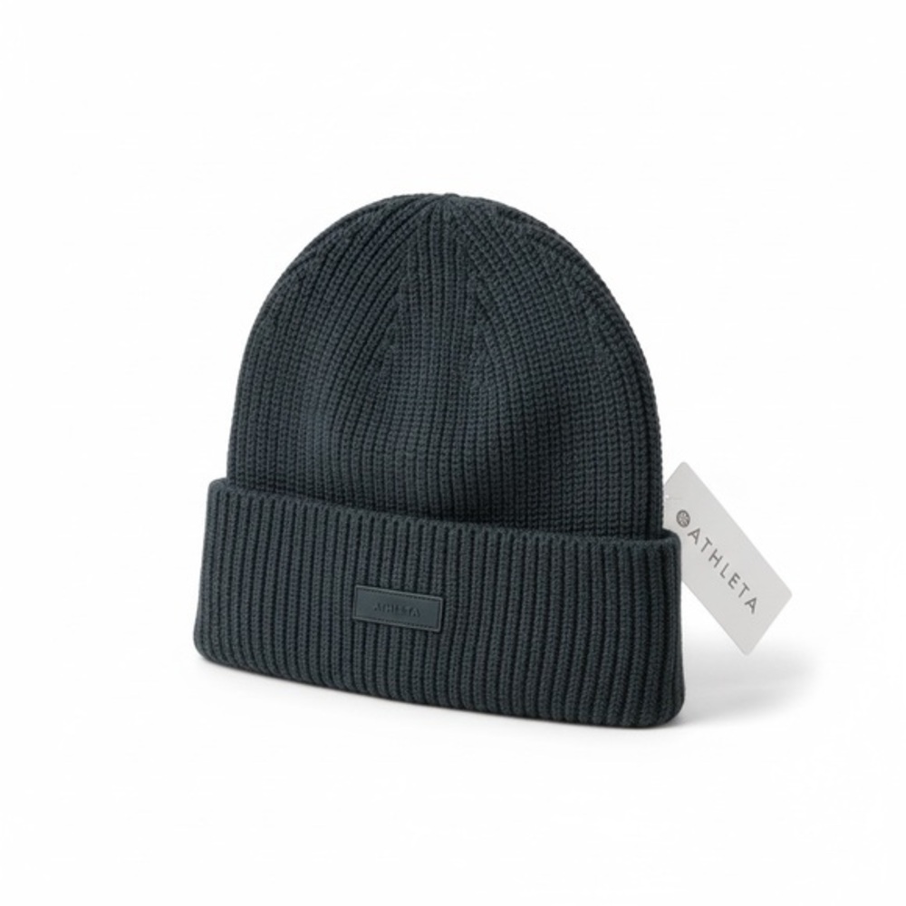 ✨ Athleta Ribbed Knit Beanie – NWT – Luxe Cozy Essential ✨
